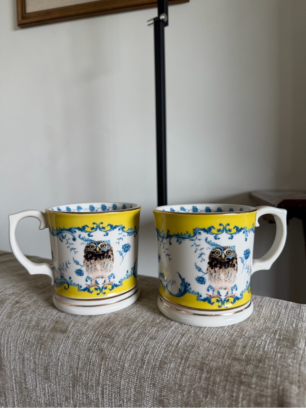 New! Set of 2 ANTHROPOLOGIE Lou Rota Stoneware Mug Cups, Owl Brand New Sold Out
